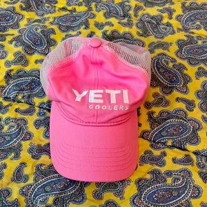 Yeti Coolers hat NWT!